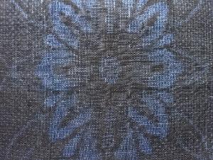 アンティーク　菊菱模様織り出し本場村山泥大島紬着物